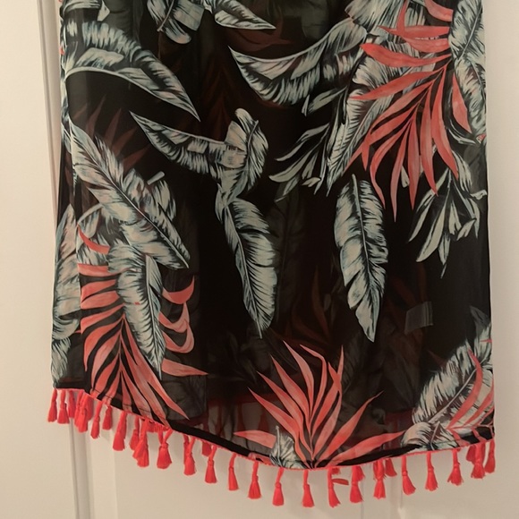 Palm leaf design swim cover up size small - Picture 4 of 5